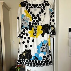 Nine West White and Black Sundress with 3/4 Bishop Sleeves and V-Neck